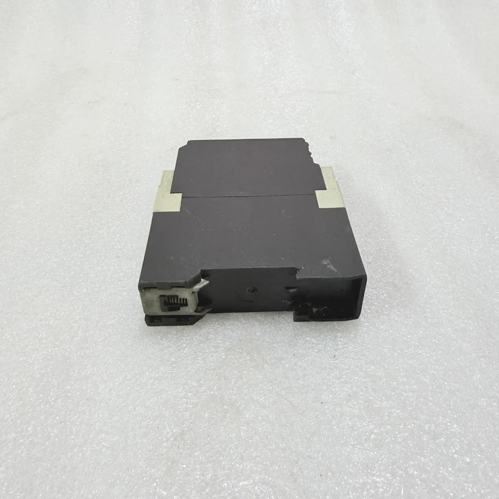 Schiele ERS Sinetron 2.430.102.01 Timing Relay 10-240V 4A Pre-Owned