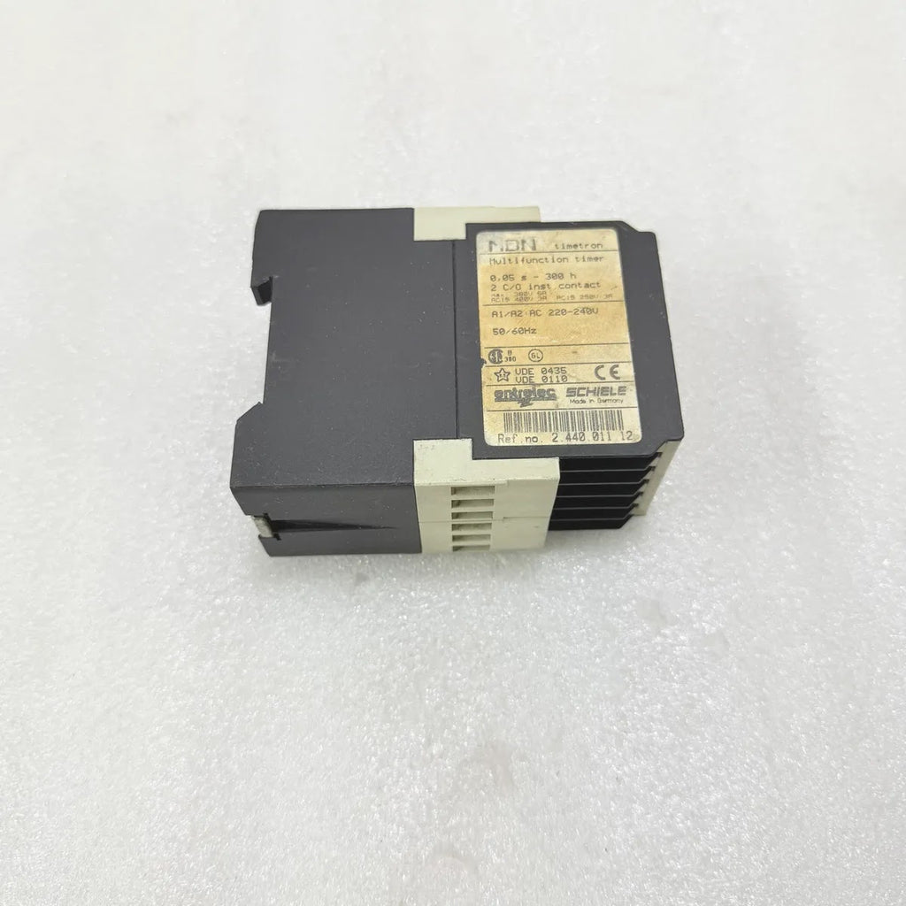 Entrelec Schiele MBN Timetron 2.440.011.12 Multifunction Timer Pre-Owned