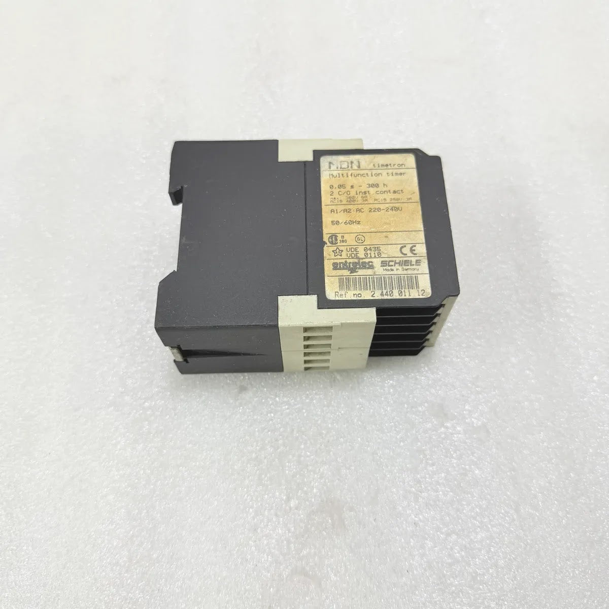 Entrelec Schiele MBN Timetron 2.440.011.12 Multifunction Timer Pre-Owned