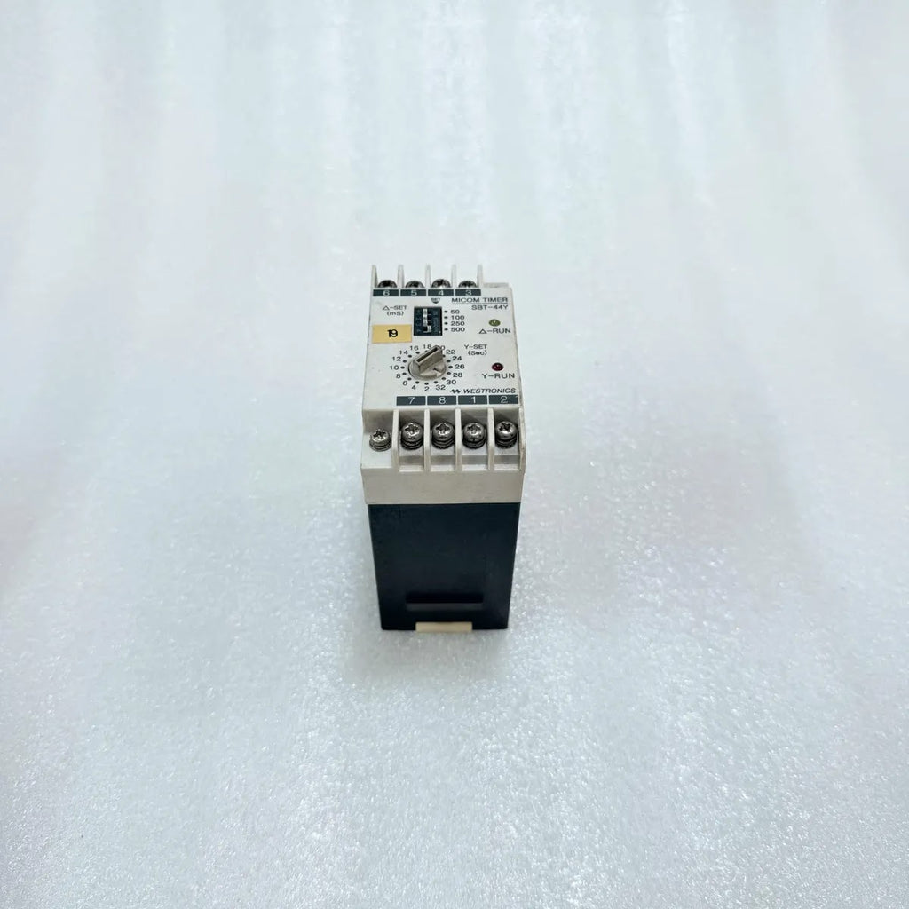 SEOBU MICOM SBT-44Y  SPECIALIZED ELECTRONIC TIME-DELAY RELAY