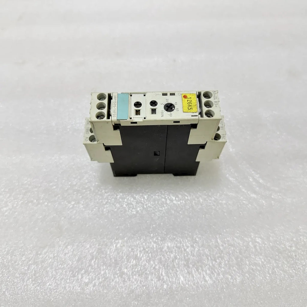 Siemens 3RP1505-1AP30 SIRIUS Multifunction Timing Relay DIN Rail