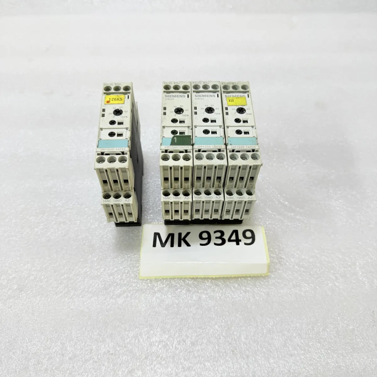Siemens 3RP1505-1AP30 SIRIUS Multifunction Timing Relay DIN Rail