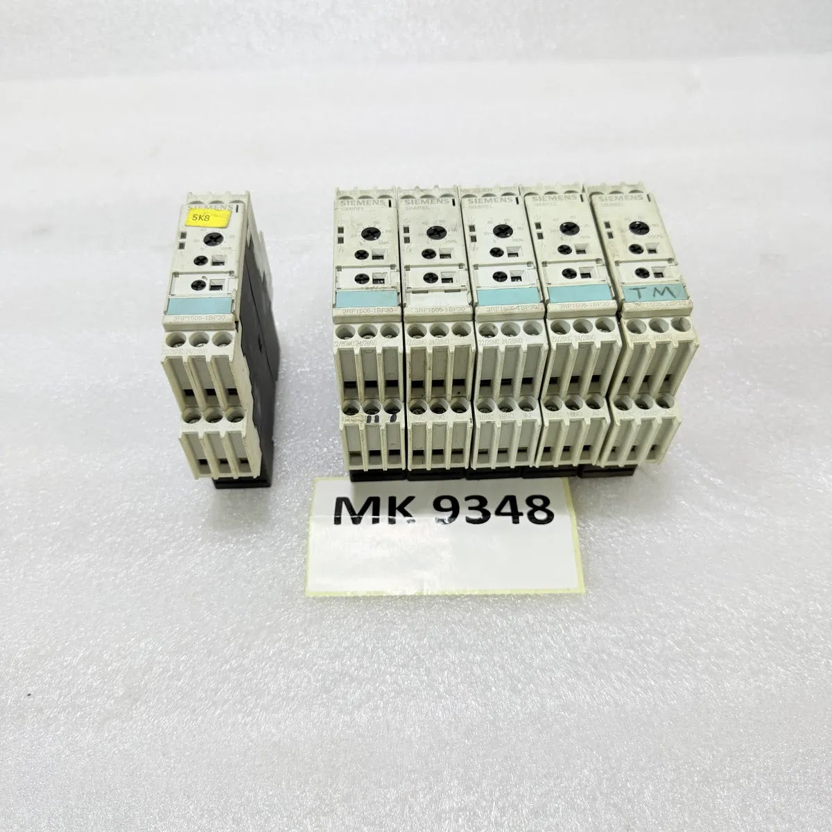 Siemens 3RP1505-1BP30 SIRIUS Multifunction Timing Relay DIN Rail