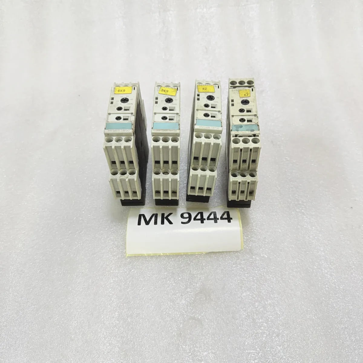 Siemens 3RP1505-1BP30 Multi-Function Timing Relay