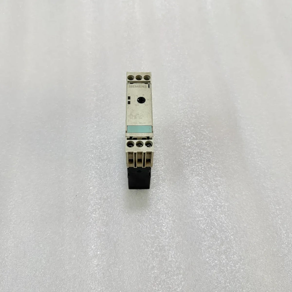 Siemens 3RP1511-1AP308K SIRIUS Timing Relay 0.05-10s 3RP1511-1AP30