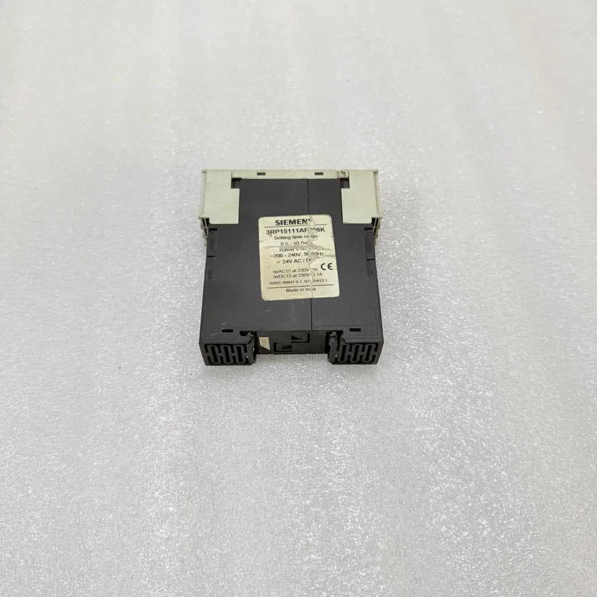 Siemens 3RP1511-1AP308K SIRIUS Timing Relay 0.05-10s 3RP1511-1AP30
