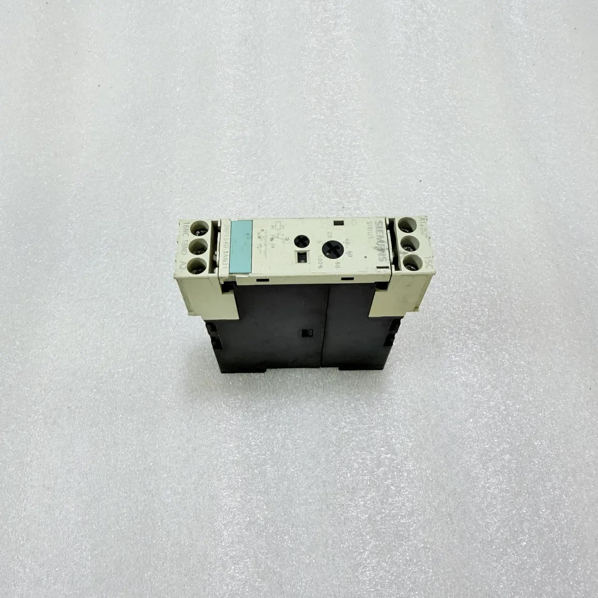 SIEMENS 3RP1540-1AN31 OFF-DELAY TIMING RELAY 200-240V
