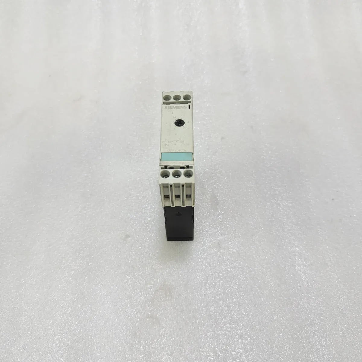 Siemens 3RP1576-1NM20 Star Delta Timing Relay