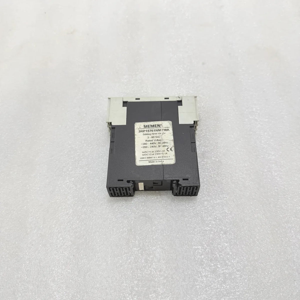 Siemens 3RP1576-1NM20 Star Delta Timing Relay