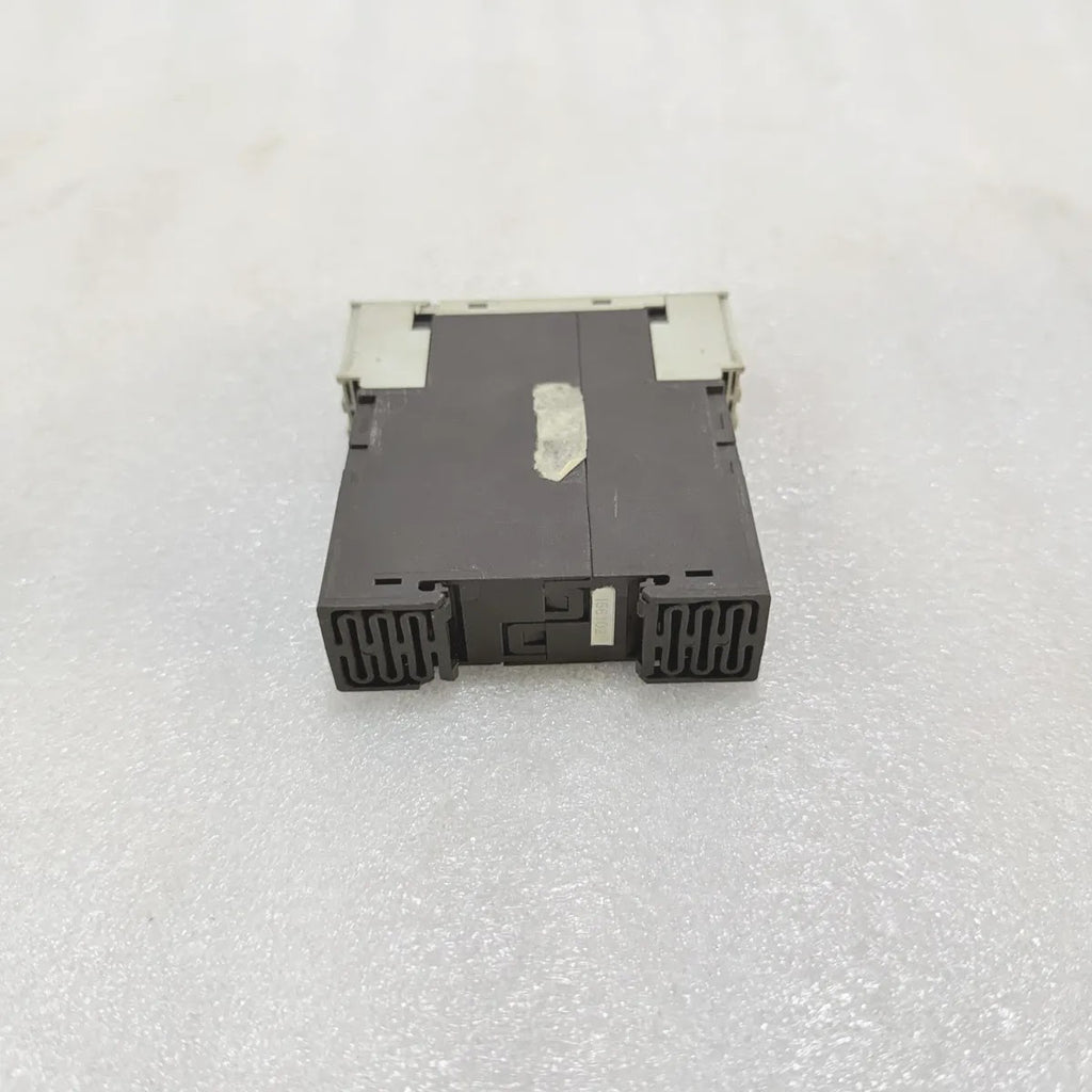Siemens 3RP1576-1NM20 Star Delta Timing Relay