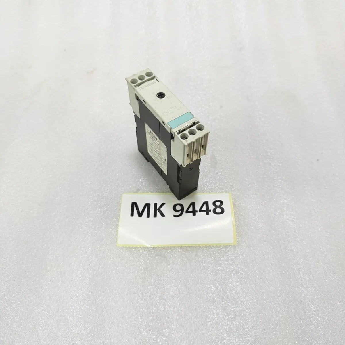 Siemens 3RP1576-1NM20 Star Delta Timing Relay