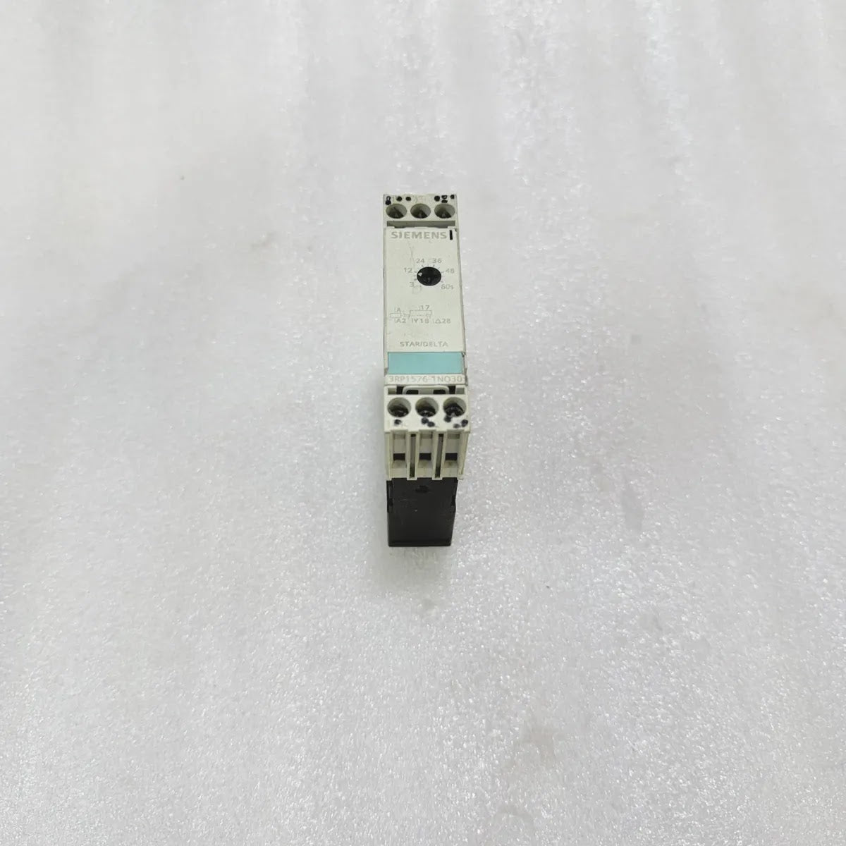 Siemens 3RP1576-1NQ30 Star Delta Timing Relay