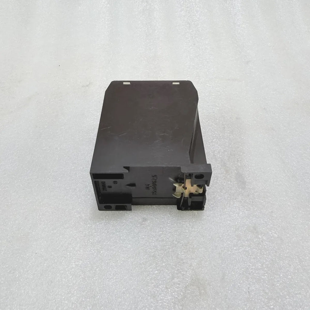 Siemens 3UN8004 PTC Thermistor Motor Protection Relay