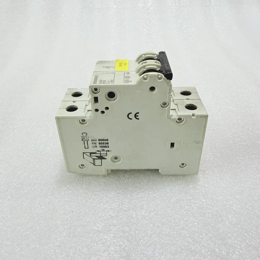 Siemens 5SL62 C4 2 Pole MCB 4A Pre-Owned