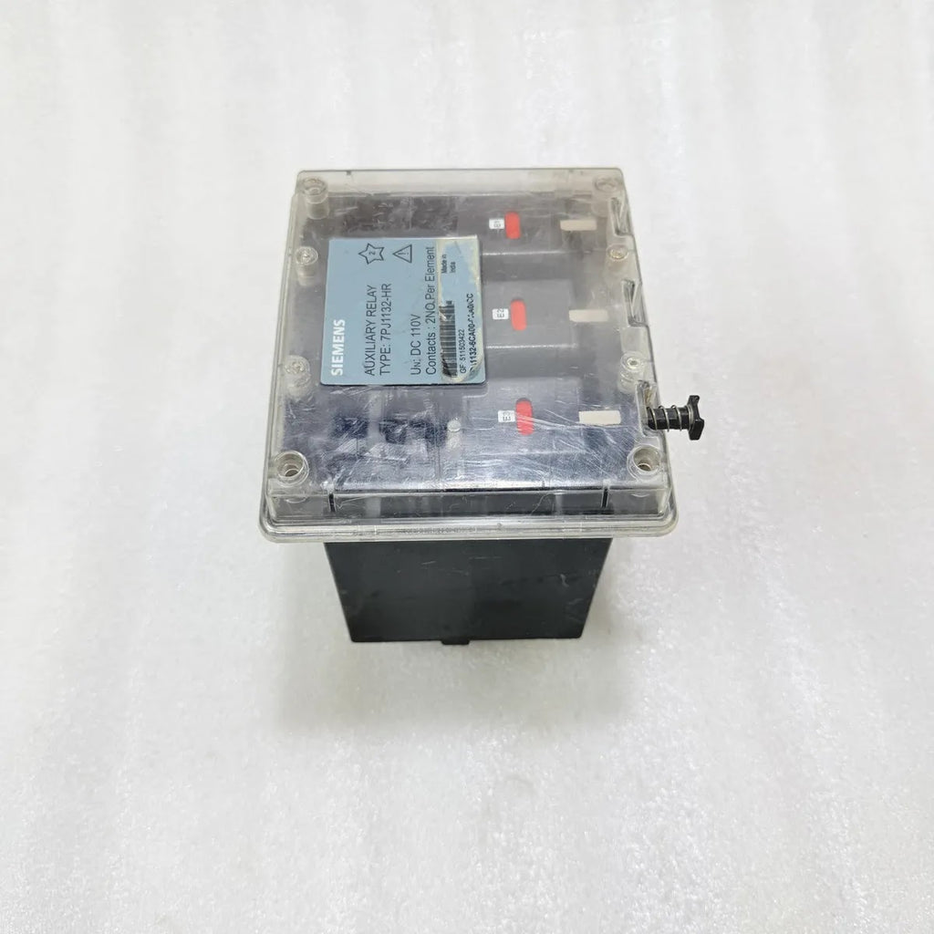 Siemens 7PJ1132-HR Auxiliary Relay DC 110V 2NO Pre-Owned