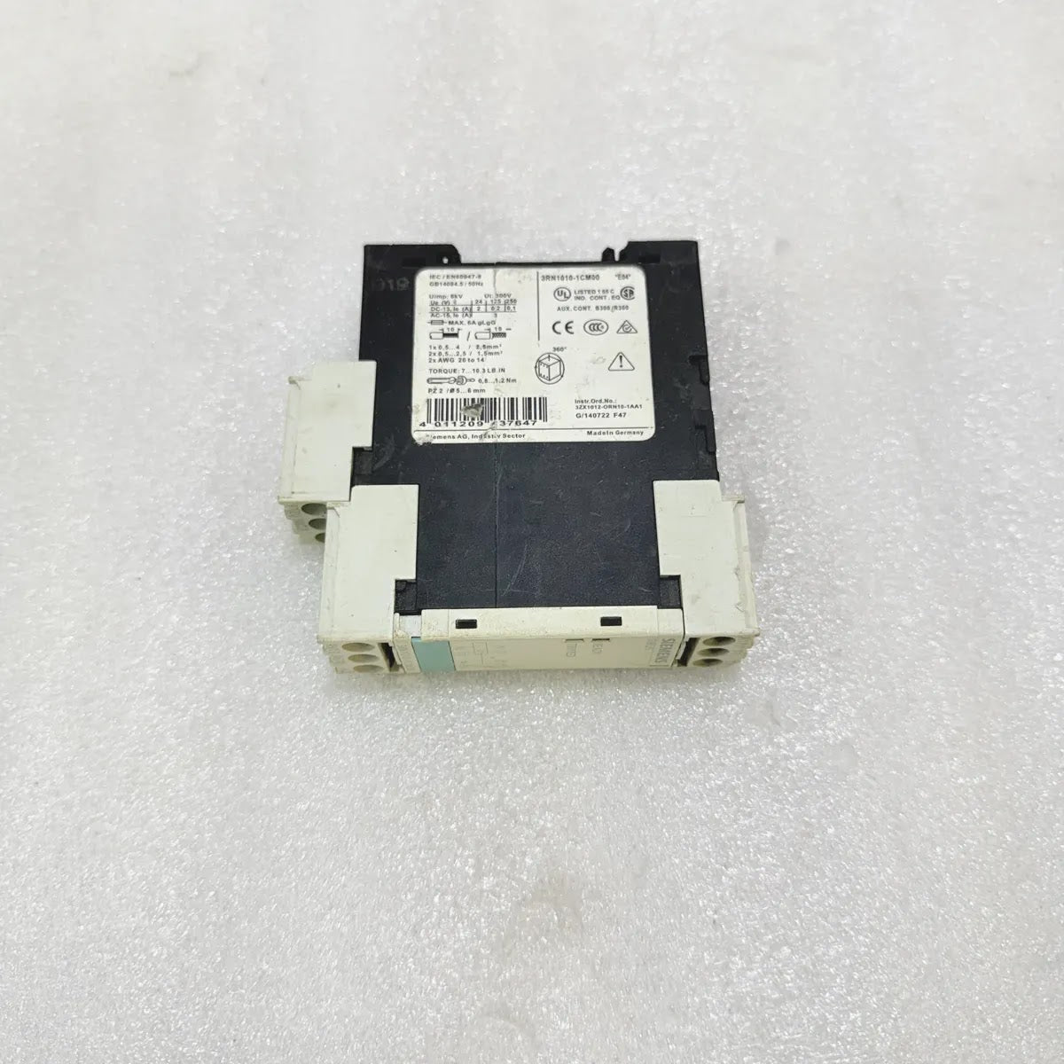 Siemens SIRIUS 3RN1010-1CM00 Thermistor Motor Protection Relay