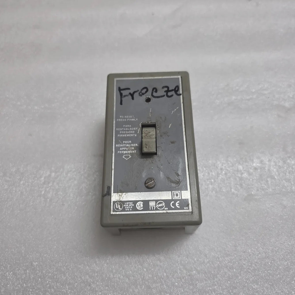 Square D Manual Motor Starter Controller Reset Button UL CSA Pre-Owned