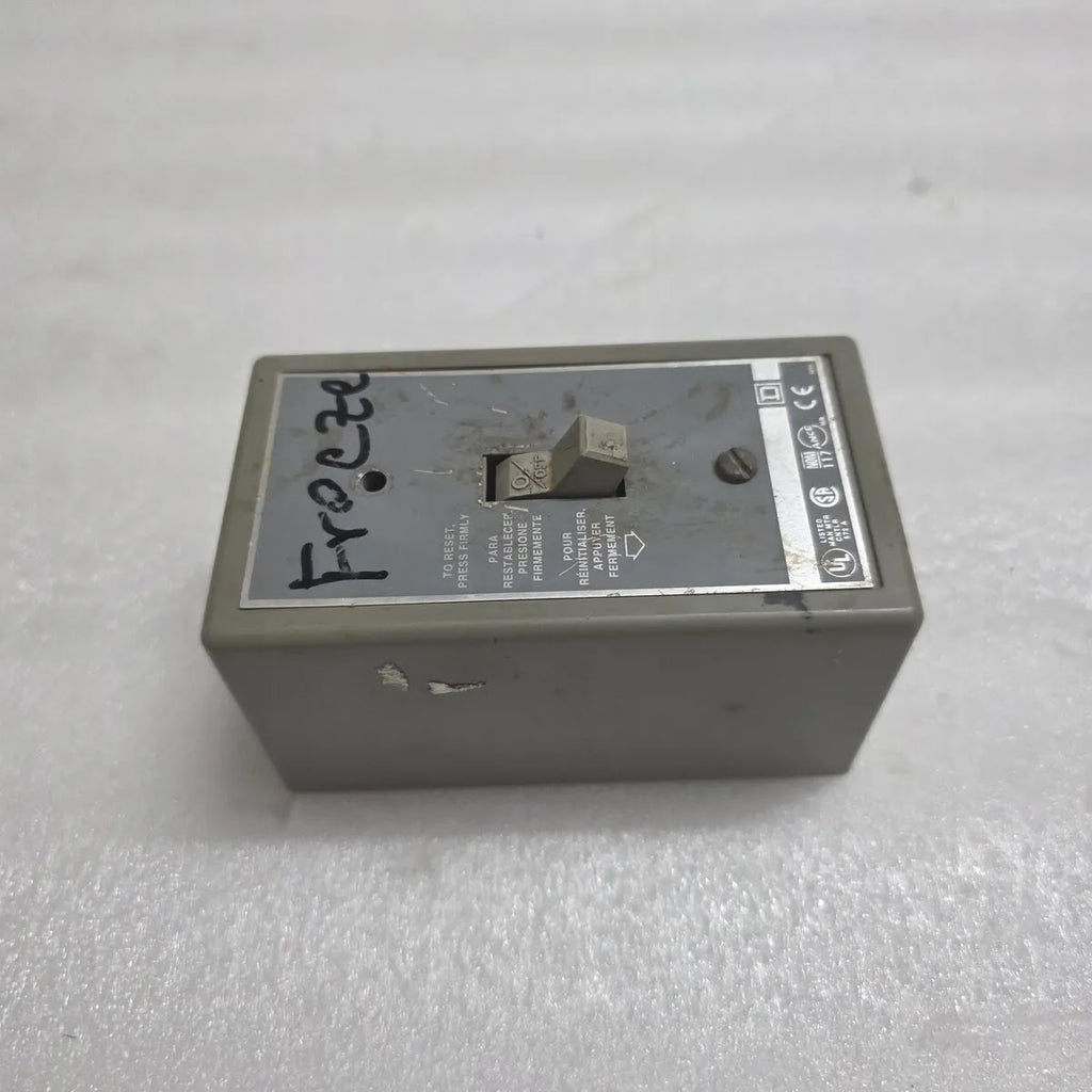 Square D Manual Motor Starter Controller Reset Button UL CSA Pre-Owned