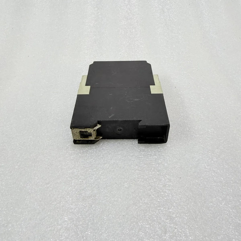 Telemecanique RE4RM11BU Timing Relay 0.05s-300h 110-240V 42-48V 4A