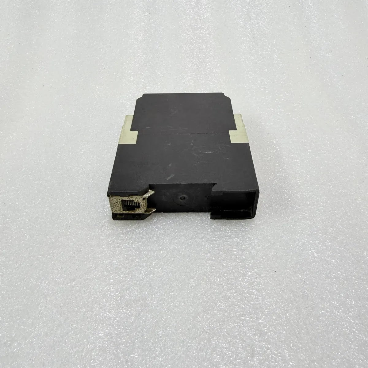Telemecanique RE4RM11BU Timing Relay 0.05s-300h 110-240V 42-48V 4A