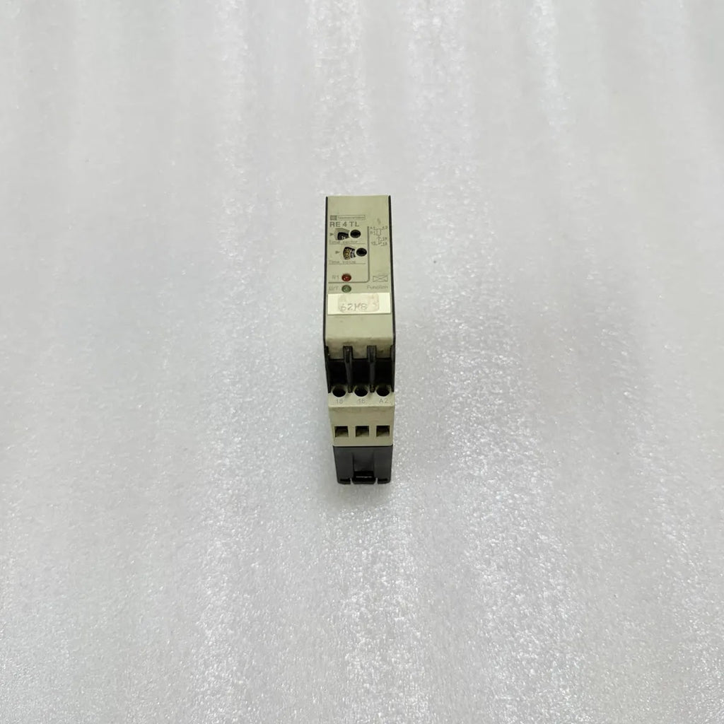 Telemecanique RE4TL11BU Timing Relay 0.05s-300h 110-240V / 24V 4A Pre-Owned