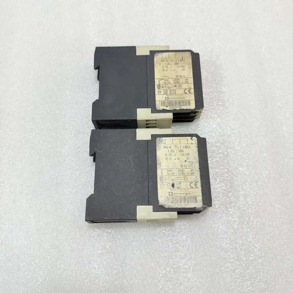 Telemecanique RE4TL11BU Timing Relay 0.05s-300h 110-240V / 24V 4A Pre-Owned