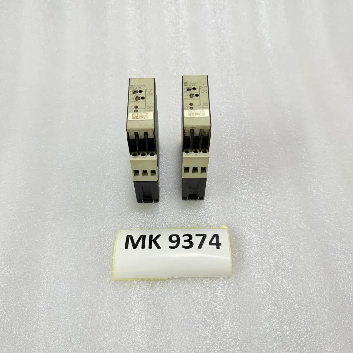 Telemecanique RE4TL11BU Timing Relay 0.05s-300h 110-240V / 24V 4A Pre-Owned