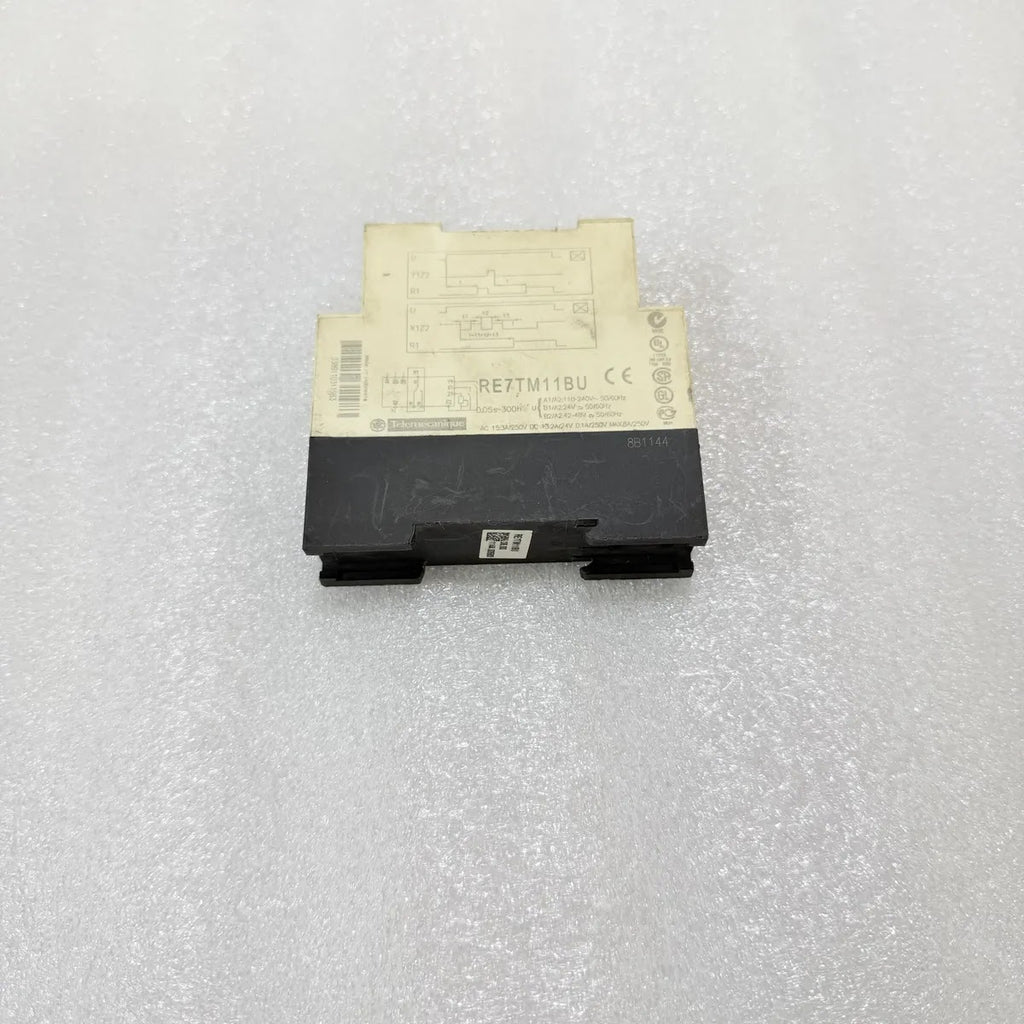 Telemecanique RE7TM11BU Timing Relay 0.05s-300h 110-240V AC/DC 1 C/O Pre-Owned