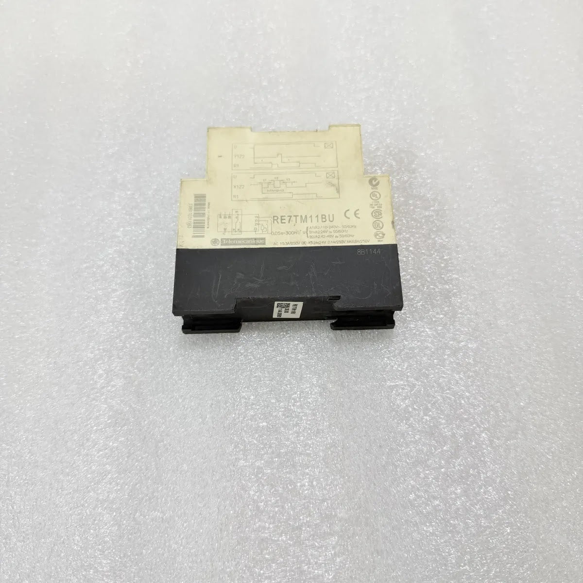 Telemecanique RE7TM11BU Timing Relay 0.05s-300h 110-240V AC/DC 1 C/O Pre-Owned