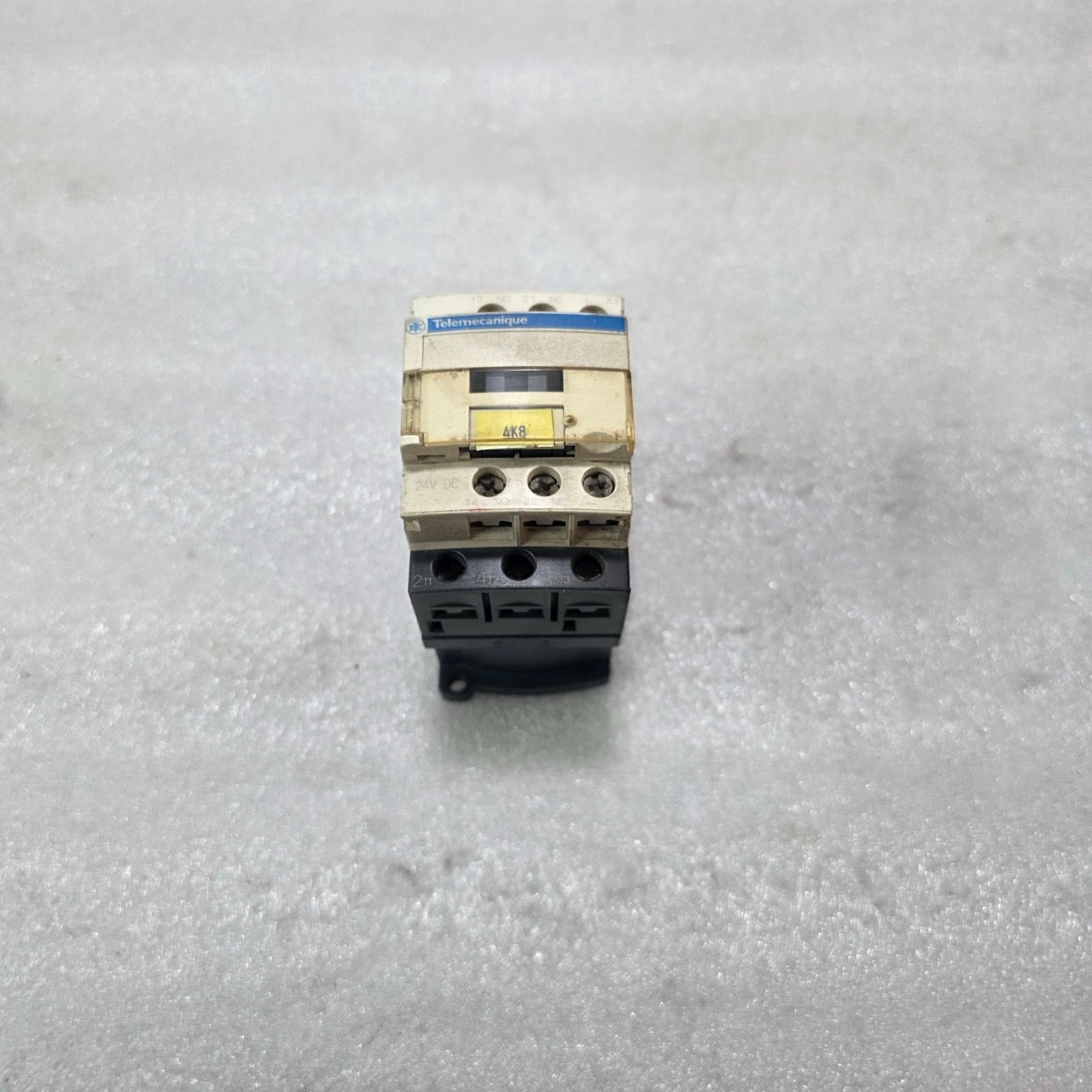 TELEMECANIQUE LC1D09BD CONTACTOR 24V DC COIL 25A 3P 1NO+1NC WITH LAD4TBDL SUPPRE