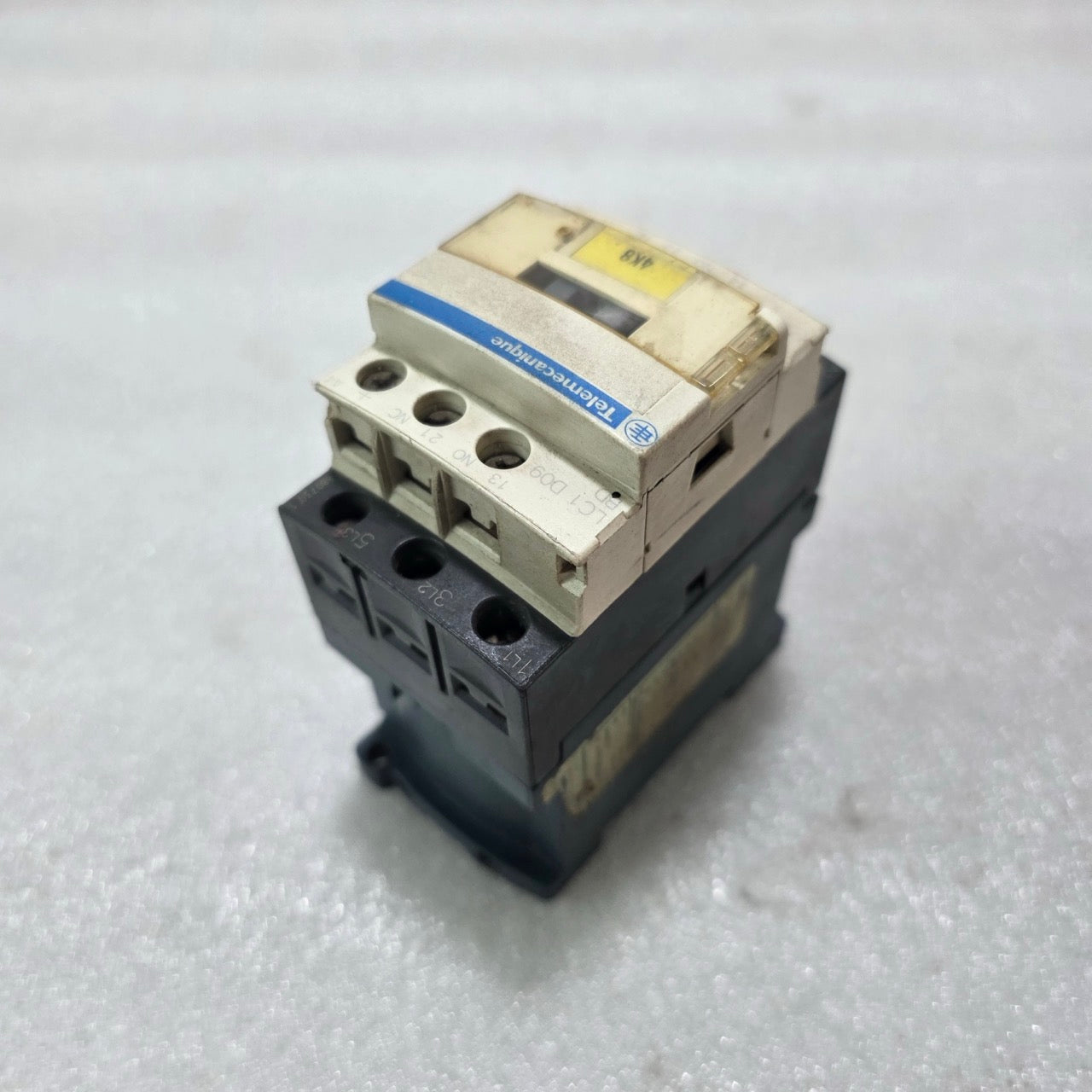 TELEMECANIQUE LC1D09BD CONTACTOR 24V DC COIL 25A 3P 1NO+1NC WITH LAD4TBDL SUPPRE