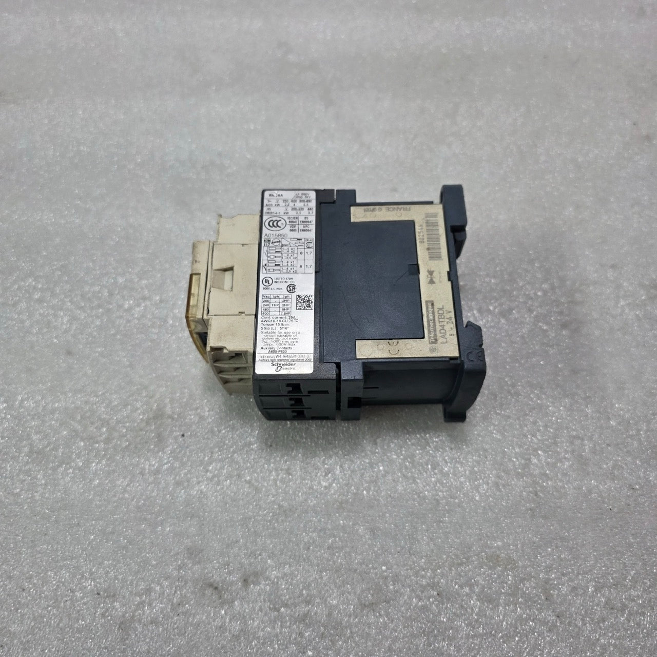TELEMECANIQUE LC1D09BD CONTACTOR 24V DC COIL 25A 3P 1NO+1NC WITH LAD4TBDL SUPPRE