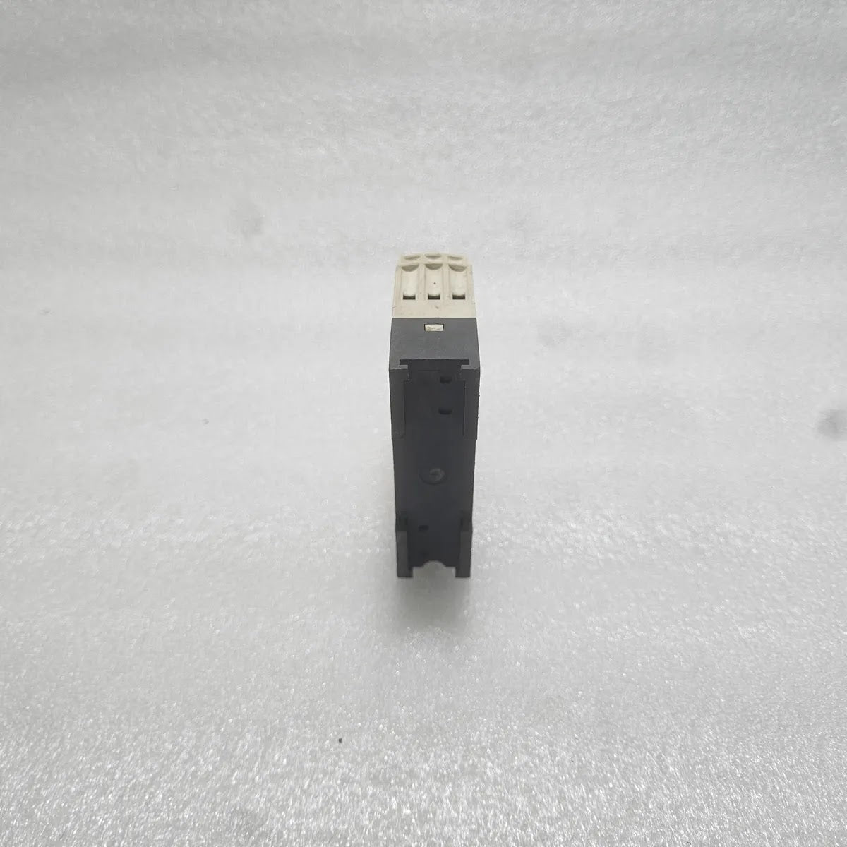 Telemecanique RE7RM11BU Timing Relay 0.05s-300h 24-240V