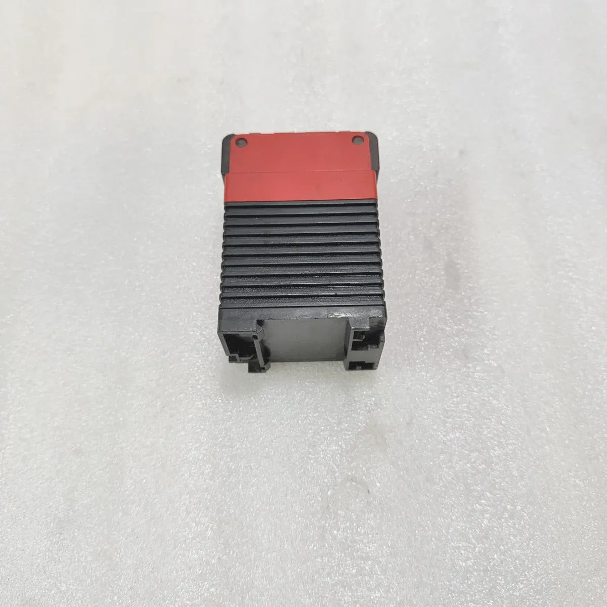 Thiim Denmark FRB 2001 8001 RPM Speed Monitoring Relay 26836-103 Pre-Owned